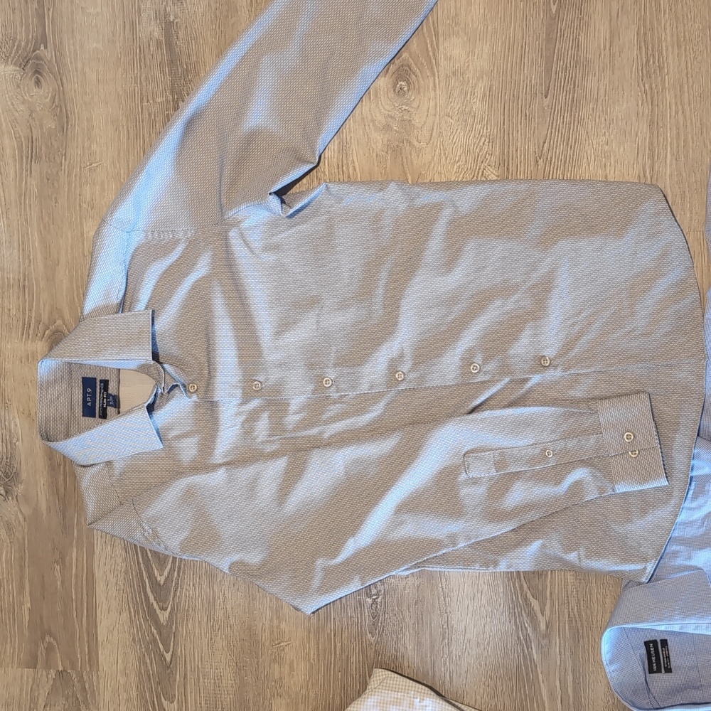 Men's dress shirt